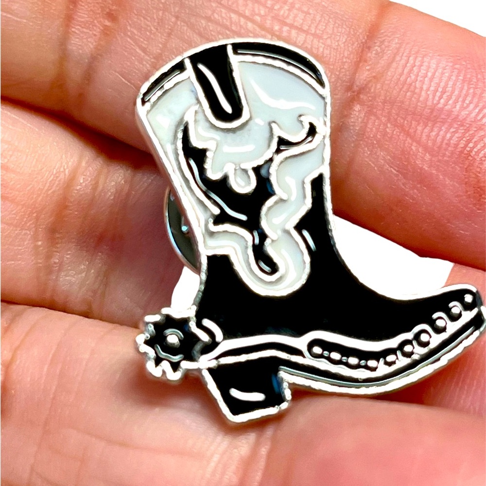 *HOST PICK* Western theme girls boot-cowgirl lapel pin -enamel NWOT